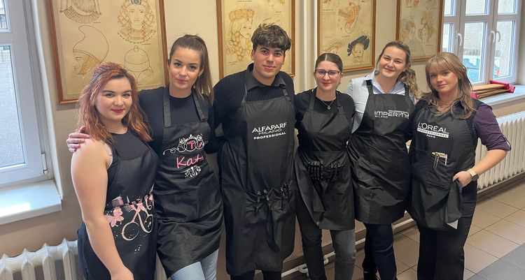 SZKTV középdöntő